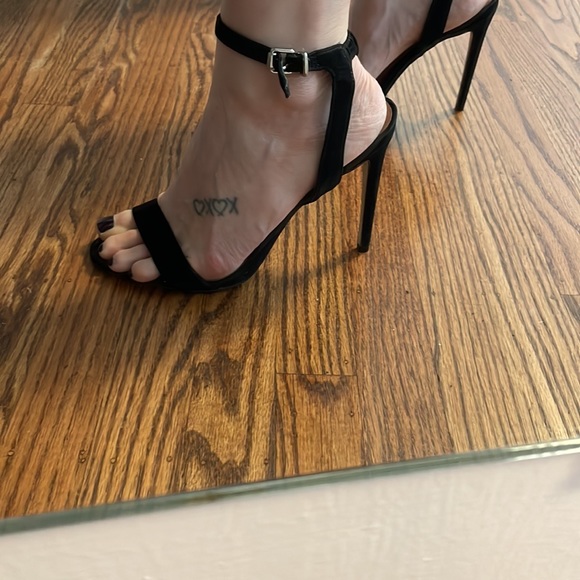 Steve Madden Single Strap Stiletto - Picture 9 of 9